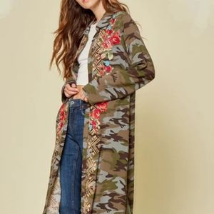 Embroidered Long Camouflage Duster Dress Shirt Jacket Cover-Up EUC Size LG 12/14